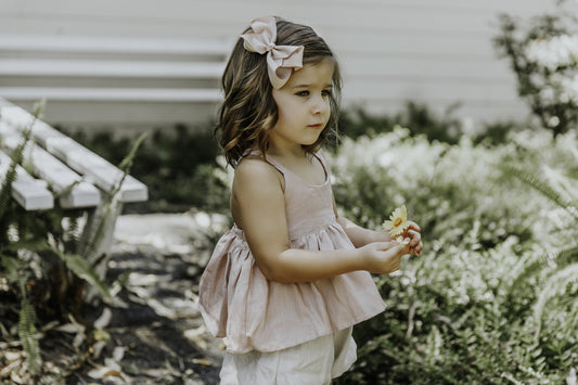 Medium Bow Clip - Nude