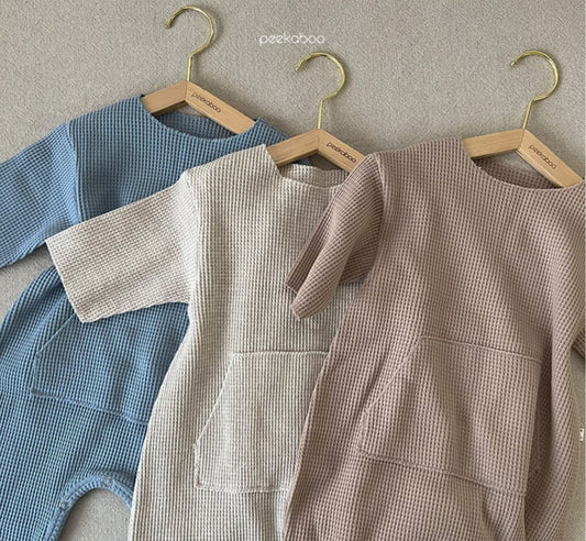 Peekaboo Bodysuit - Oatmeal