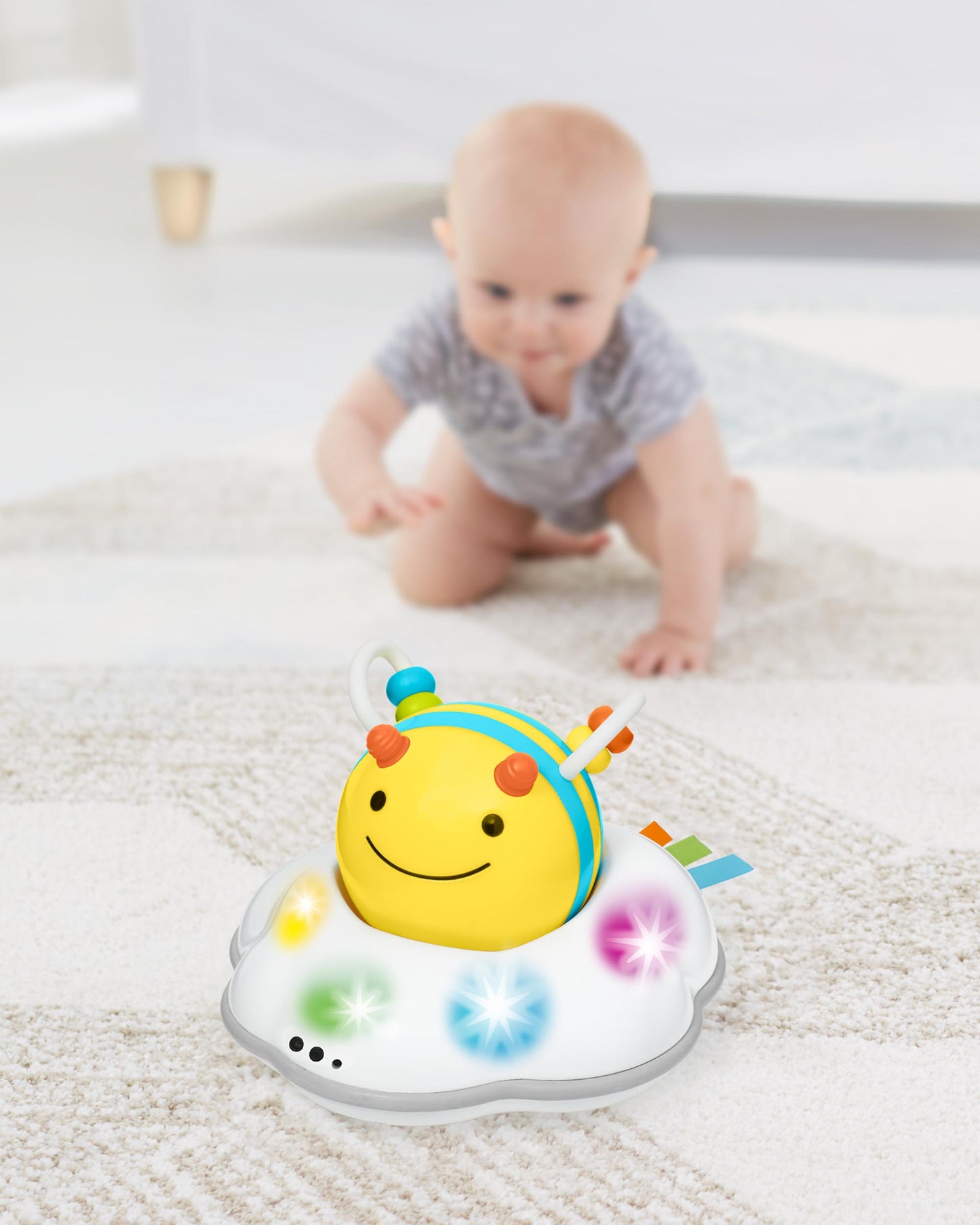 SkipHop Explore & More Follow-Bee Crawl Toy